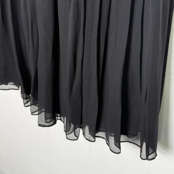 St. John Black Chiffon Pleated Midi‎ Skirt Size 4 - Picture 5 of 8
